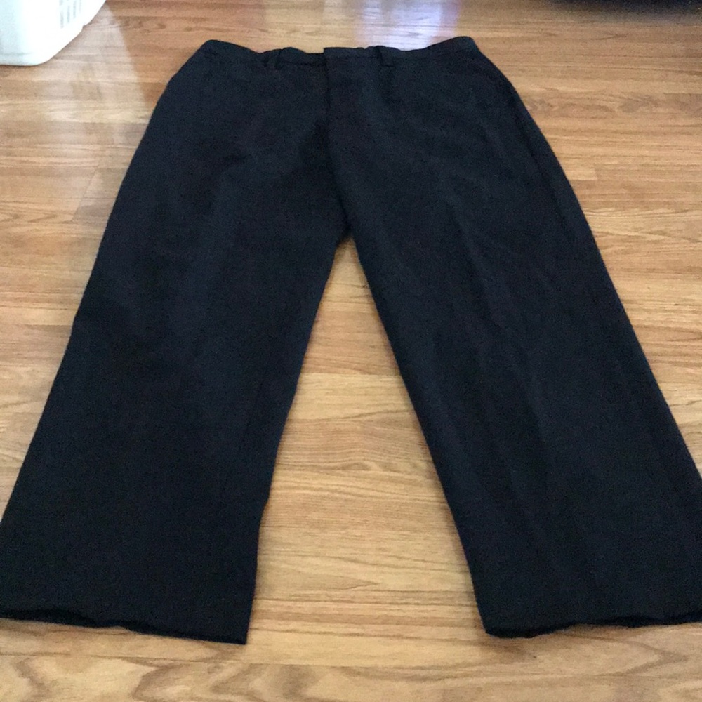 GAP Black Pants Size 33 Length 30 Great Condition